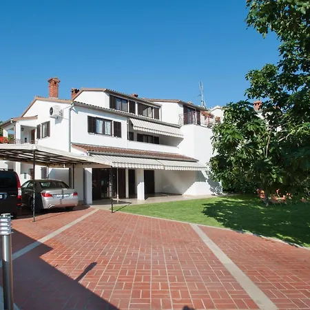 Weis Apartamento *