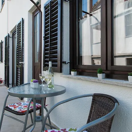Weis Apartamento *